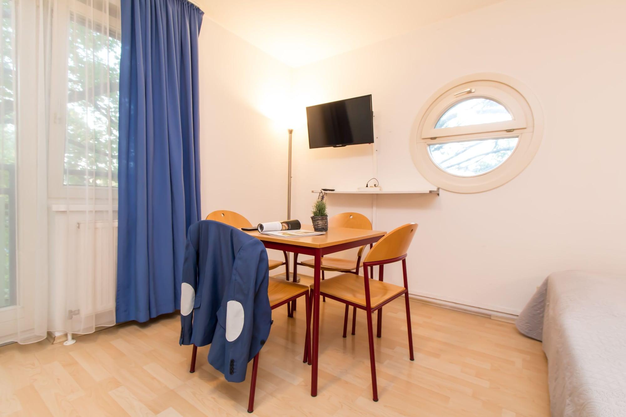 Apartmenthaus Hietzing I Contactless Check-In 비엔나 외부 사진