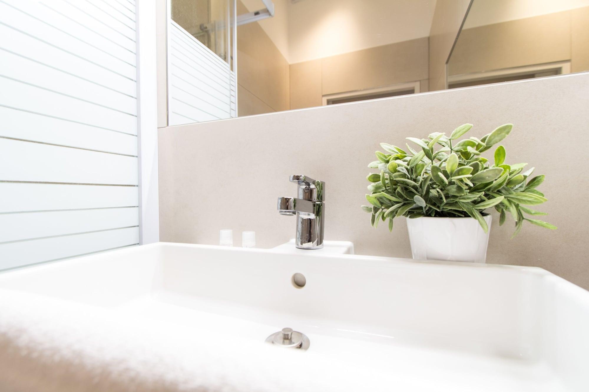 Apartmenthaus Hietzing I Contactless Check-In 비엔나 외부 사진