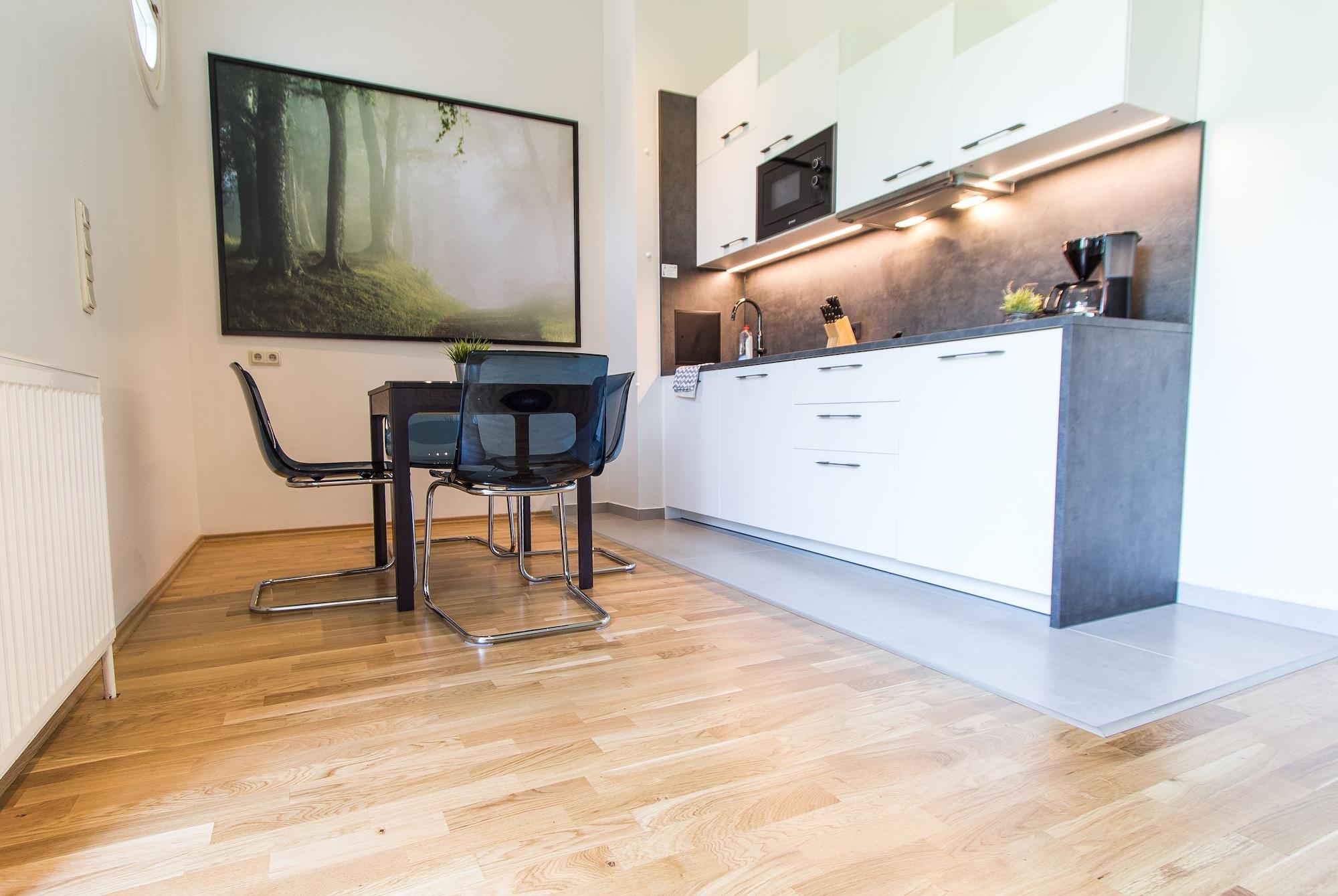 Apartmenthaus Hietzing I Contactless Check-In 비엔나 외부 사진