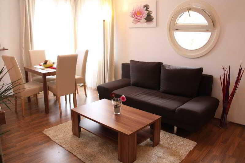 Apartmenthaus Hietzing I Contactless Check-In 비엔나 외부 사진
